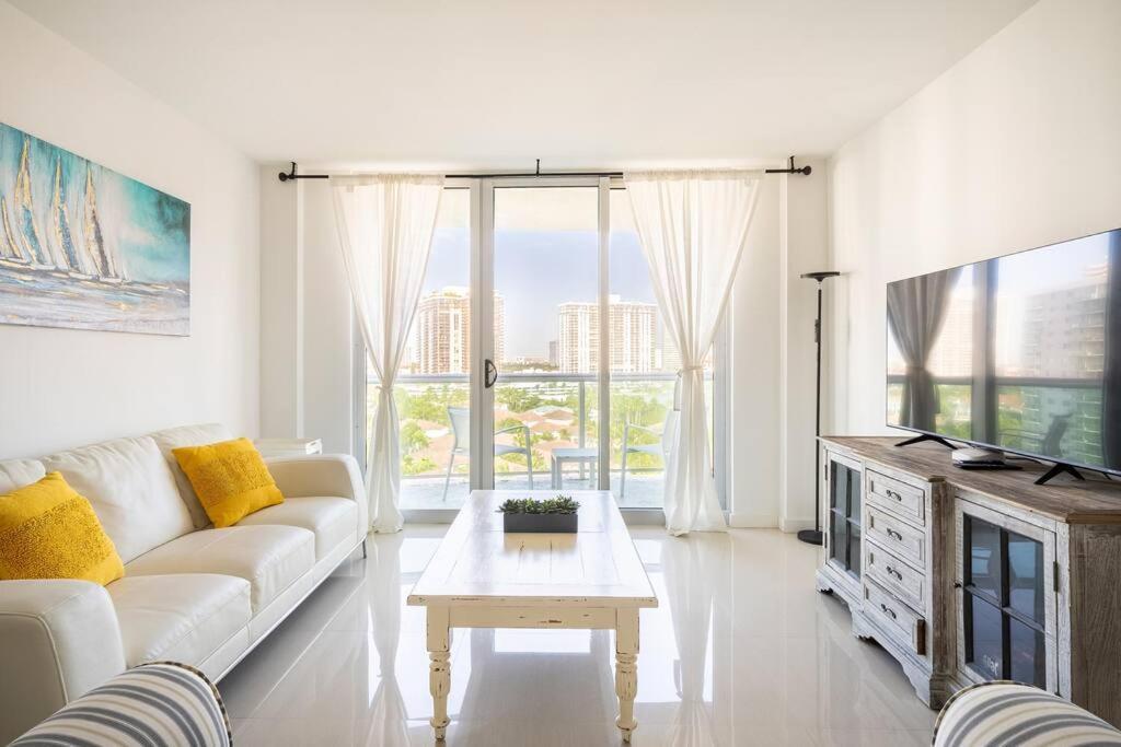 Ocean Reserve Sunny Isles 11Th Str-02330 Apartamento Miami Beach Exterior foto