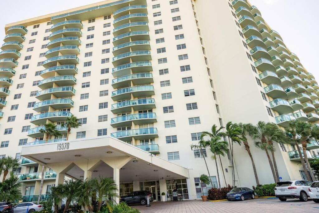 Ocean Reserve Sunny Isles 11Th Str-02330 Apartamento Miami Beach Exterior foto